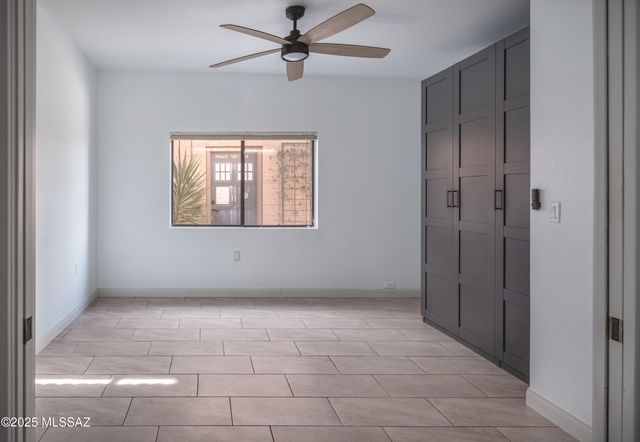 1961 W Ashbrook Drive, Tucson, AZ 85704