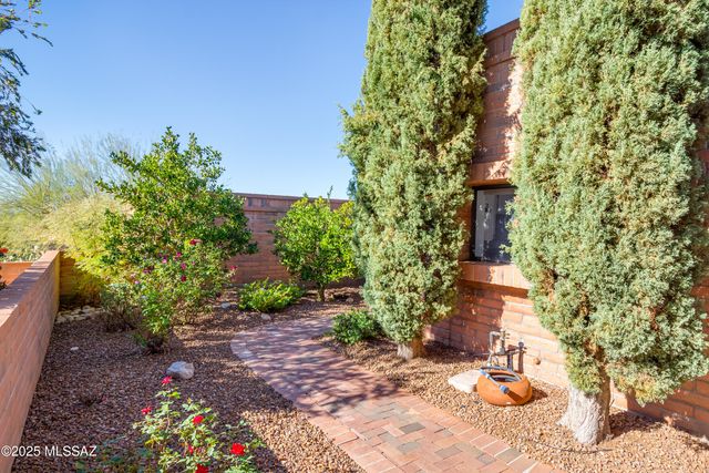 1961 W Ashbrook Drive, Tucson, AZ 85704