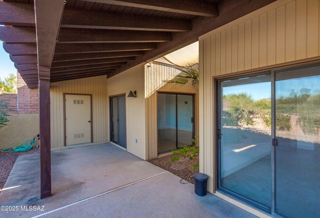 1961 W Ashbrook Drive, Tucson, AZ 85704