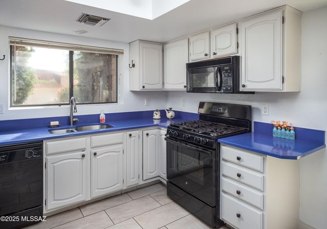 1961 W Ashbrook Drive, Tucson, AZ 85704