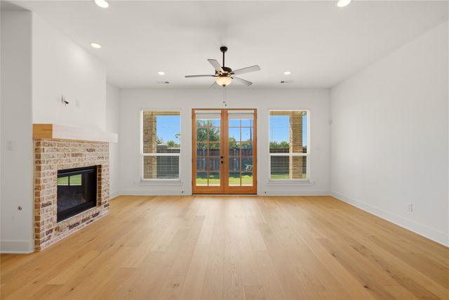2302 Mercy Way, St Paul, TX 75098