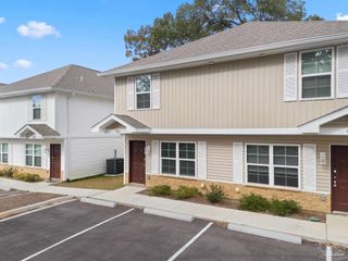 9906 Holsberry Rd 1002, Pensacola, FL 32534