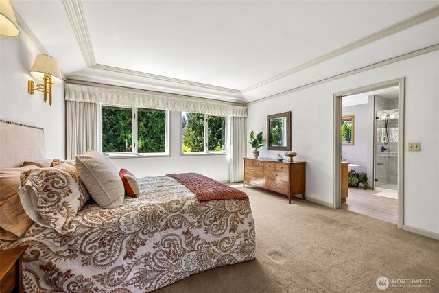 255 SW 194th Place, Normandy Park, WA 98166