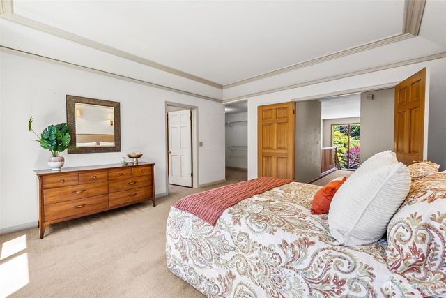 255 SW 194th Place, Normandy Park, WA 98166