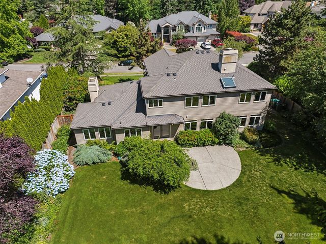 255 SW 194th Place, Normandy Park, WA 98166