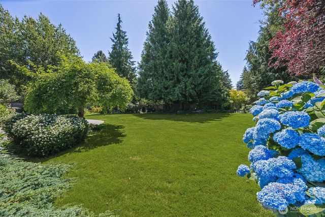 255 SW 194th Place, Normandy Park, WA 98166
