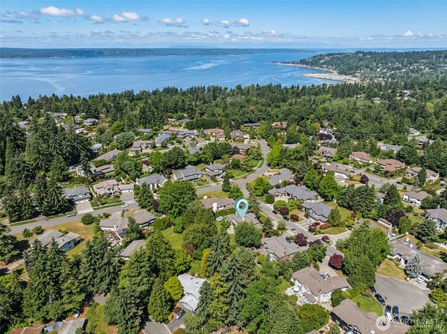 255 SW 194th Place, Normandy Park, WA 98166
