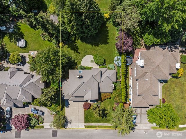 255 SW 194th Place, Normandy Park, WA 98166