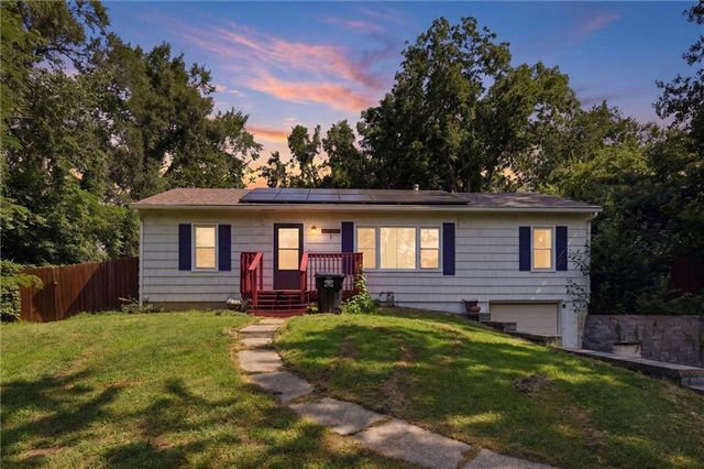 16806 James Downey Road, Independence, MO 64057