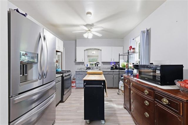 16806 James Downey Road, Independence, MO 64057