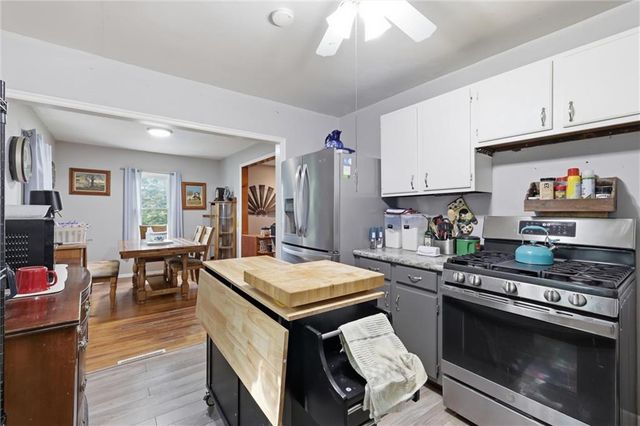 16806 James Downey Road, Independence, MO 64057
