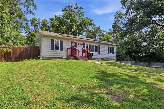 16806 James Downey Road, Independence, MO 64057