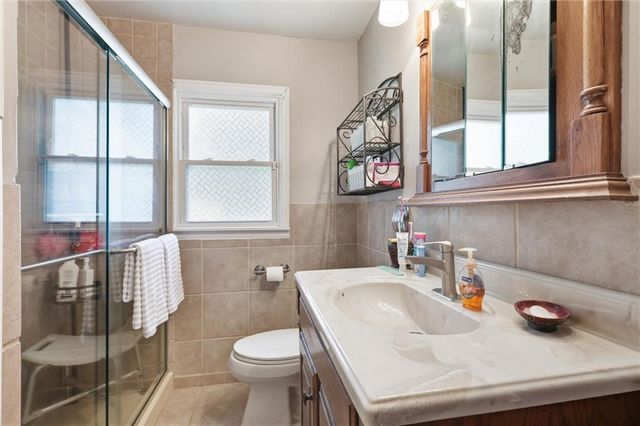16806 James Downey Road, Independence, MO 64057