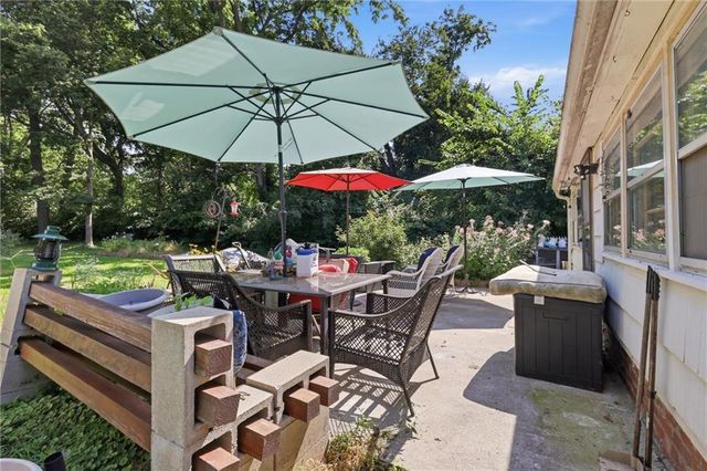 16806 James Downey Road, Independence, MO 64057