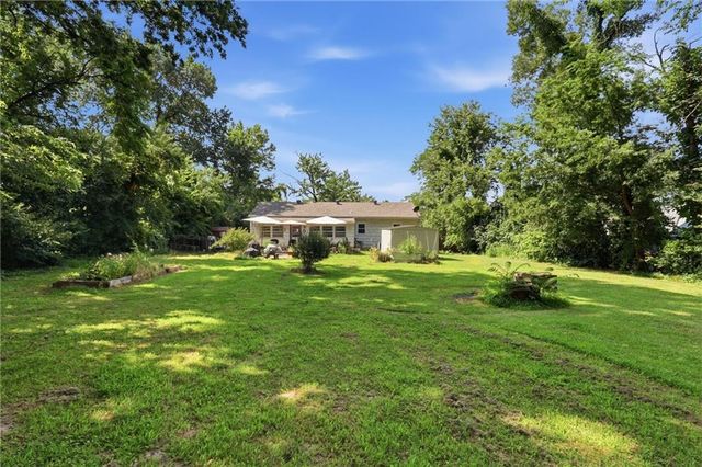 16806 James Downey Road, Independence, MO 64057