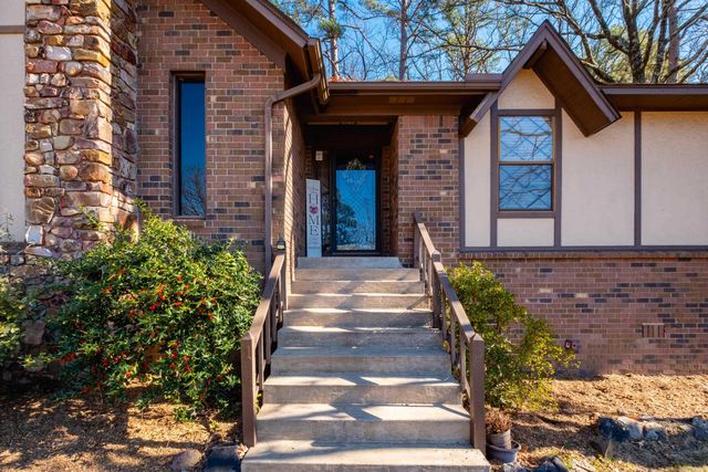 1 White Aspen Court, Little Rock, AR 72212