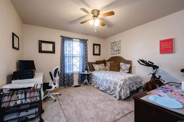 1 White Aspen Court, Little Rock, AR 72212