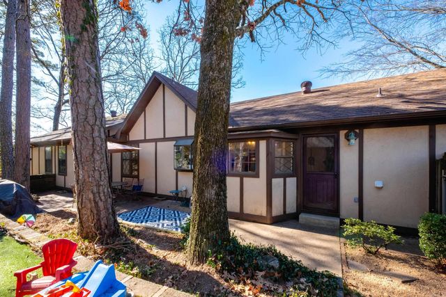 1 White Aspen Court, Little Rock, AR 72212