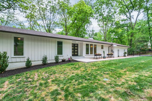 133 Featherstone Dr, Franklin, TN 37069
