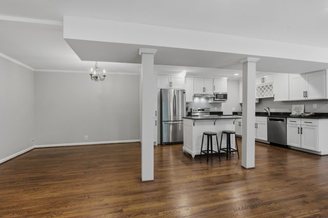 133 Featherstone Dr, Franklin, TN 37069