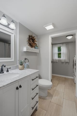 133 Featherstone Dr, Franklin, TN 37069