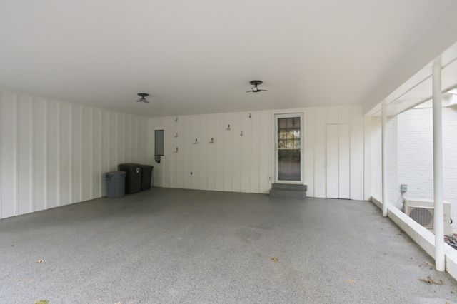 133 Featherstone Dr, Franklin, TN 37069