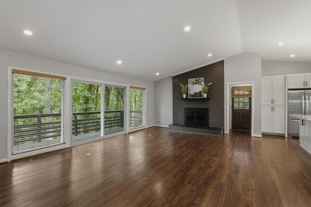 133 Featherstone Dr, Franklin, TN 37069