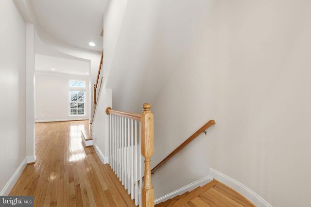 492 HARBOR SIDE ST, Woodbridge, VA 22191