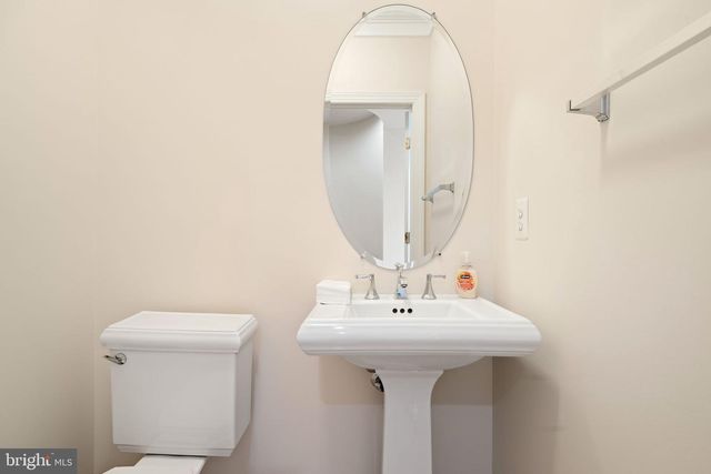 492 HARBOR SIDE ST, Woodbridge, VA 22191