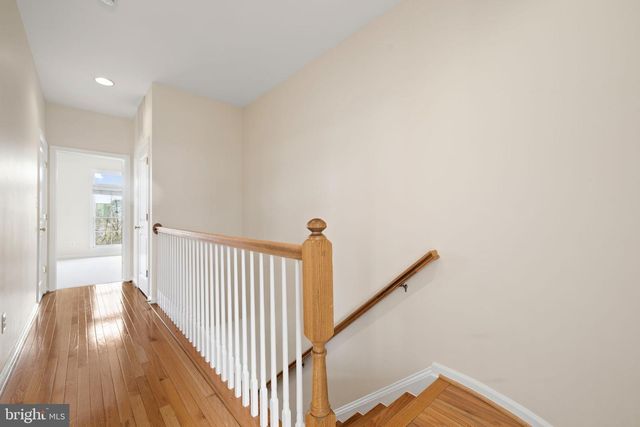 492 HARBOR SIDE ST, Woodbridge, VA 22191