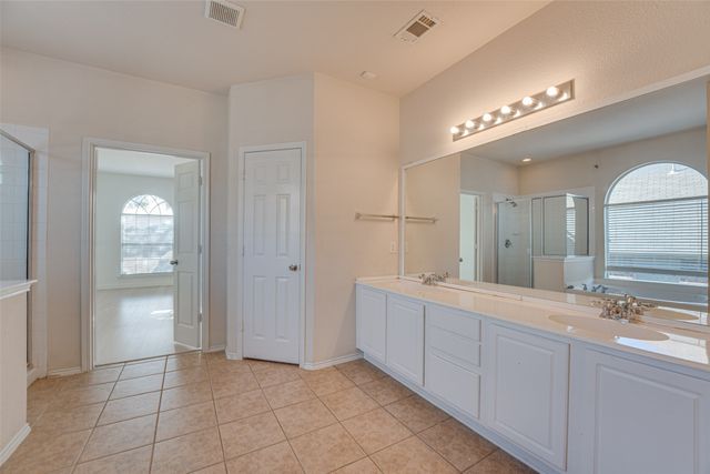 558 Presidio Drive, Rockwall, TX 75087