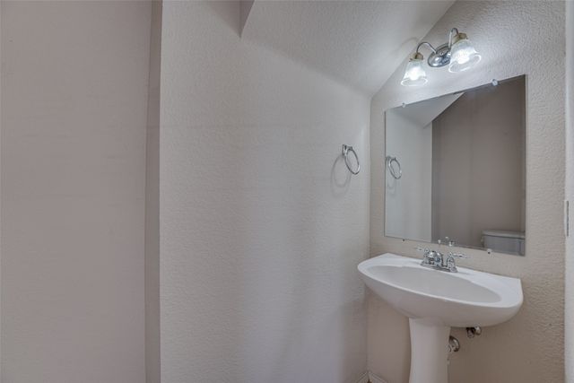 558 Presidio Drive, Rockwall, TX 75087