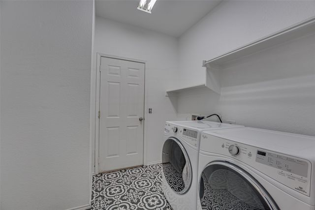 558 Presidio Drive, Rockwall, TX 75087