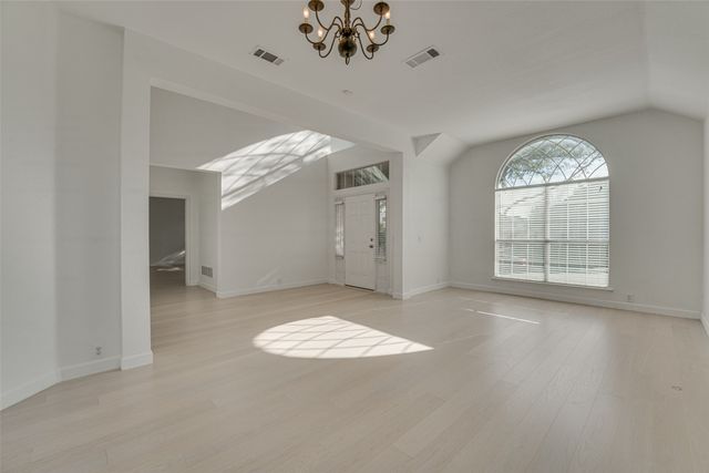 558 Presidio Drive, Rockwall, TX 75087