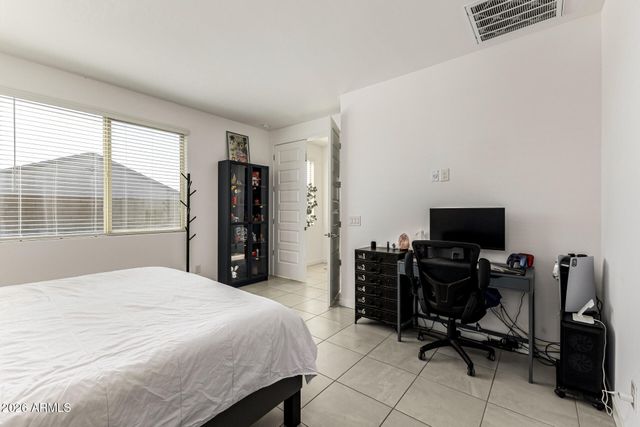 16429 W SAGUARO PARK Lane, Surprise, AZ 85387