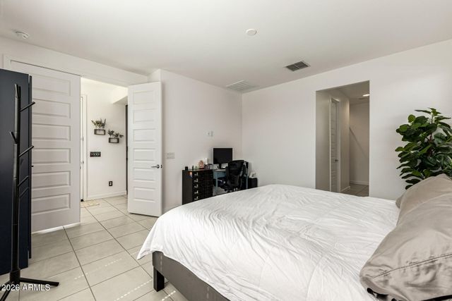 16429 W SAGUARO PARK Lane, Surprise, AZ 85387