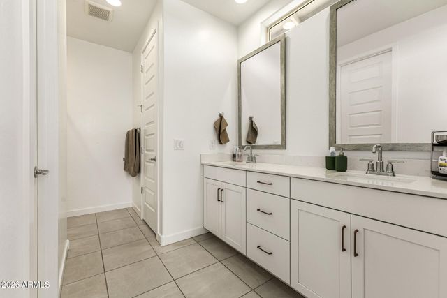 16429 W SAGUARO PARK Lane, Surprise, AZ 85387