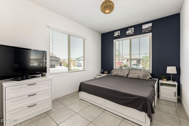 16429 W SAGUARO PARK Lane, Surprise, AZ 85387