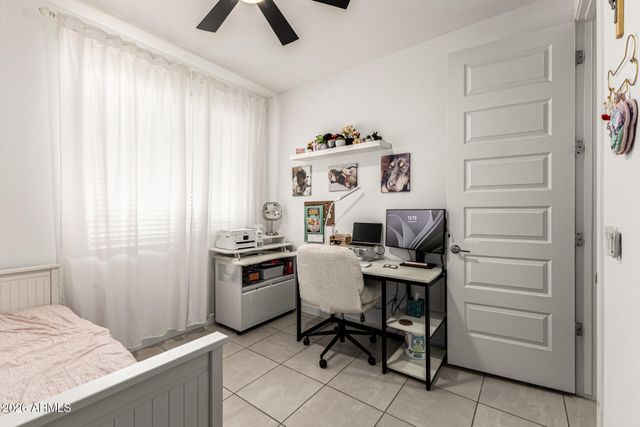 16429 W SAGUARO PARK Lane, Surprise, AZ 85387