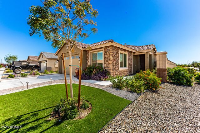 16429 W SAGUARO PARK Lane, Surprise, AZ 85387