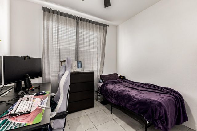 16429 W SAGUARO PARK Lane, Surprise, AZ 85387