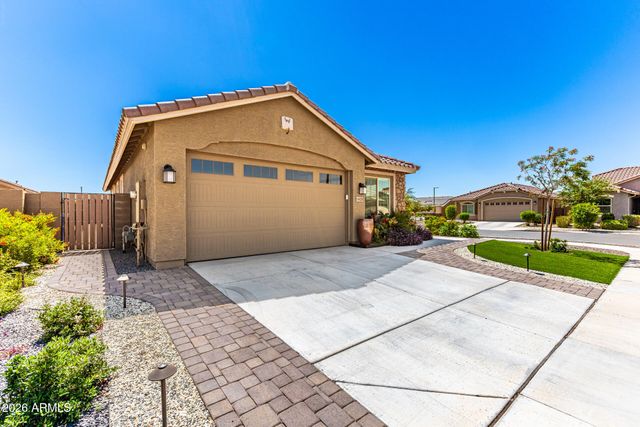16429 W SAGUARO PARK Lane, Surprise, AZ 85387