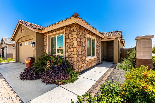 16429 W SAGUARO PARK Lane, Surprise, AZ 85387