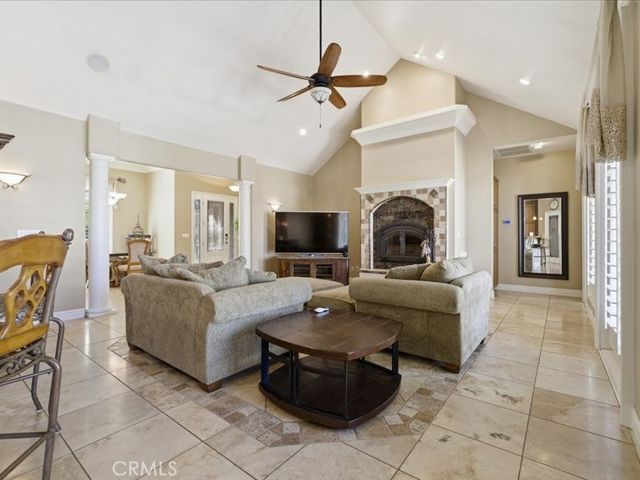 4107 Paddock Way, Lancaster, CA 93536