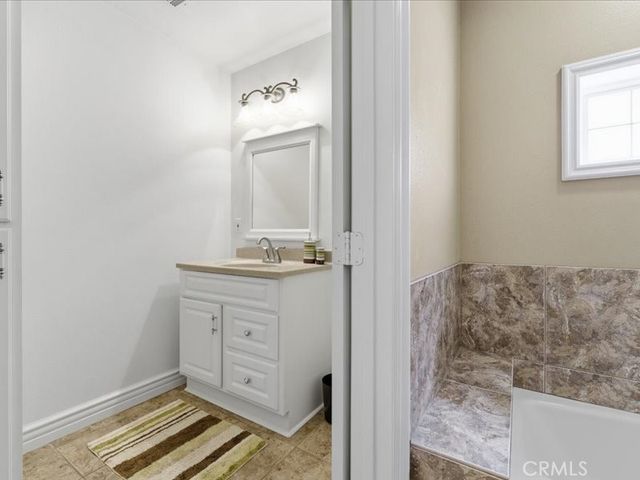 4107 Paddock Way, Lancaster, CA 93536
