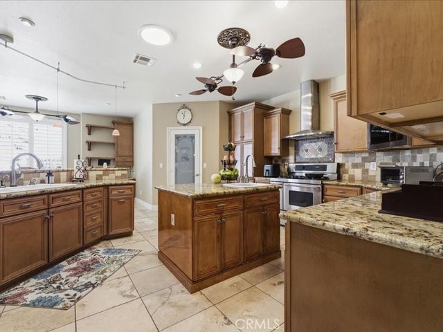 4107 Paddock Way, Lancaster, CA 93536