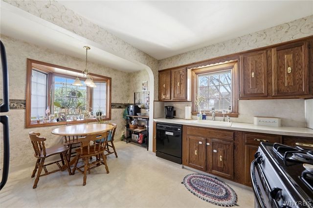 757 Moore Avenue, Tonawanda, NY 14223