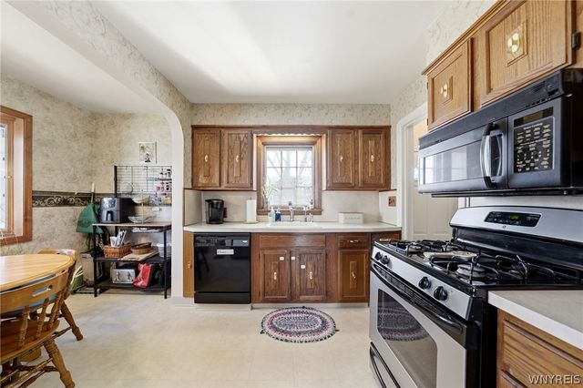757 Moore Avenue, Tonawanda, NY 14223
