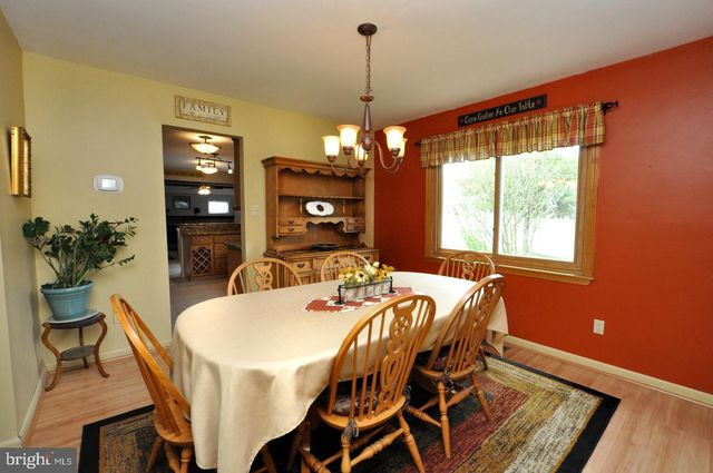 102 HOLIDAY CT, Mount Laurel, NJ 08054