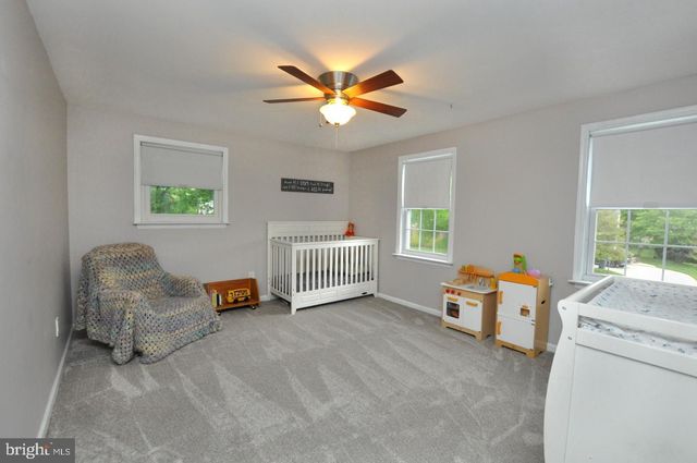 102 HOLIDAY CT, Mount Laurel, NJ 08054